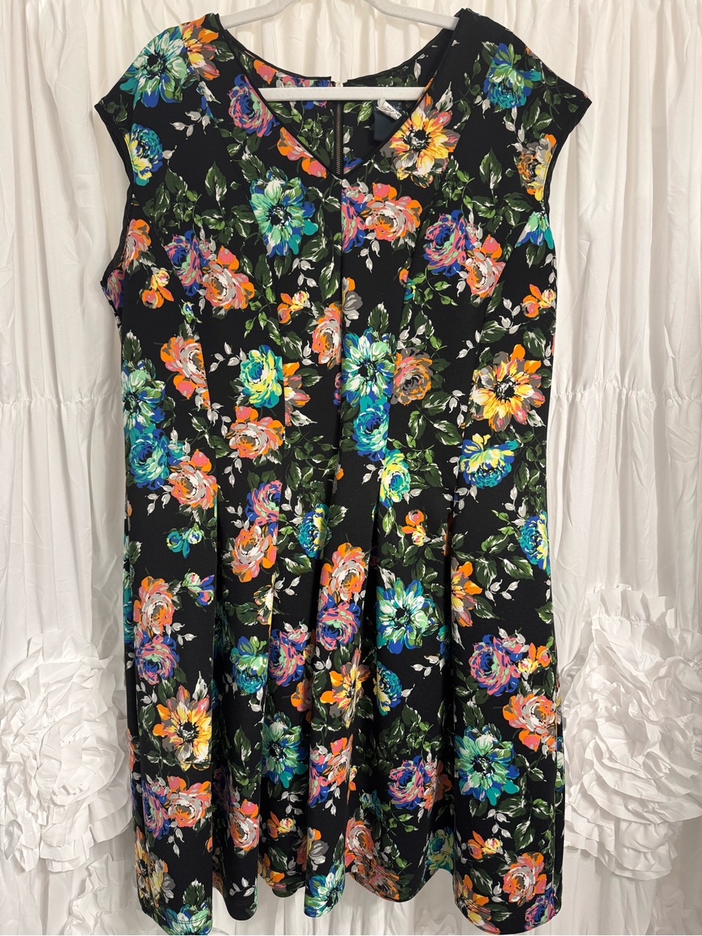 Gabby Skye Floral Fit & Flare Dress Size 20W